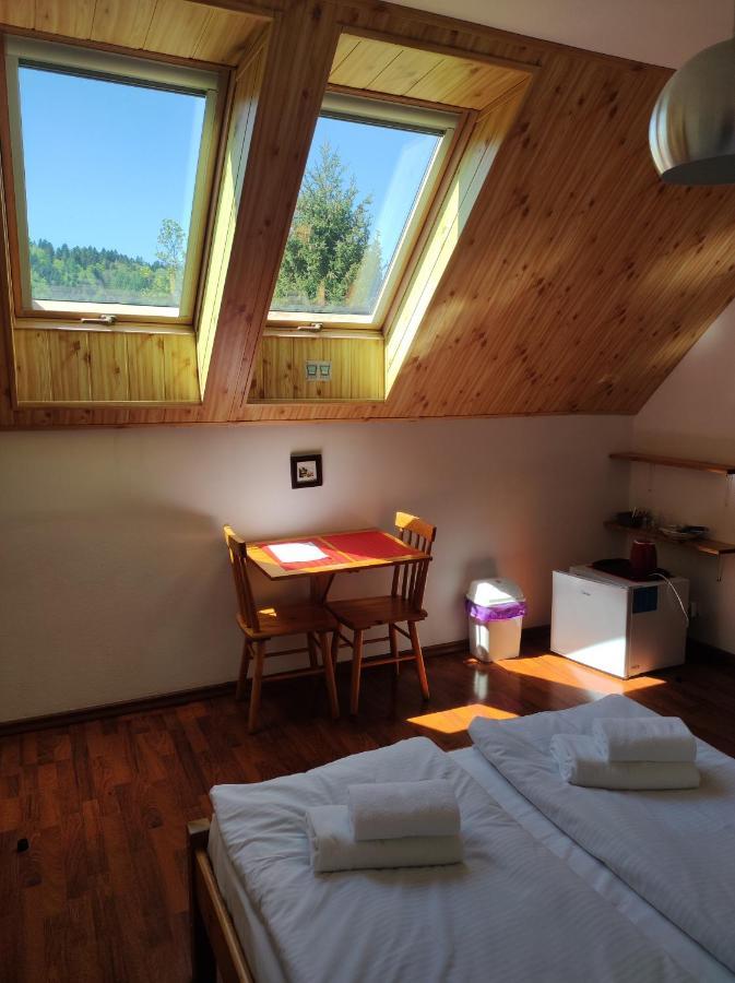 Rezydencja Bukowy Dwór Comuna de Czarna Exterior foto
