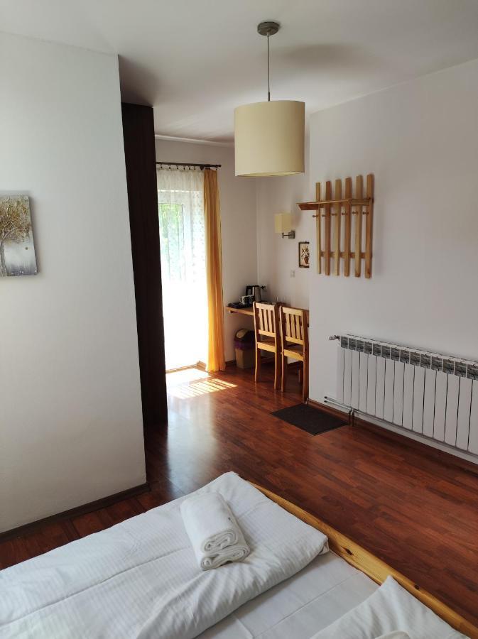 Rezydencja Bukowy Dwór Comuna de Czarna Exterior foto