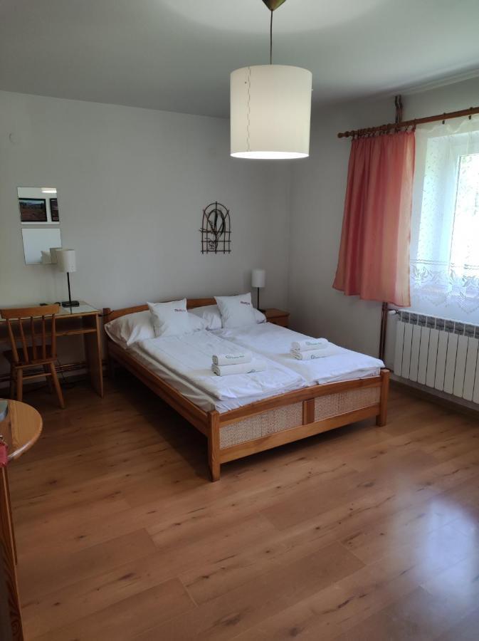 Rezydencja Bukowy Dwór Comuna de Czarna Exterior foto