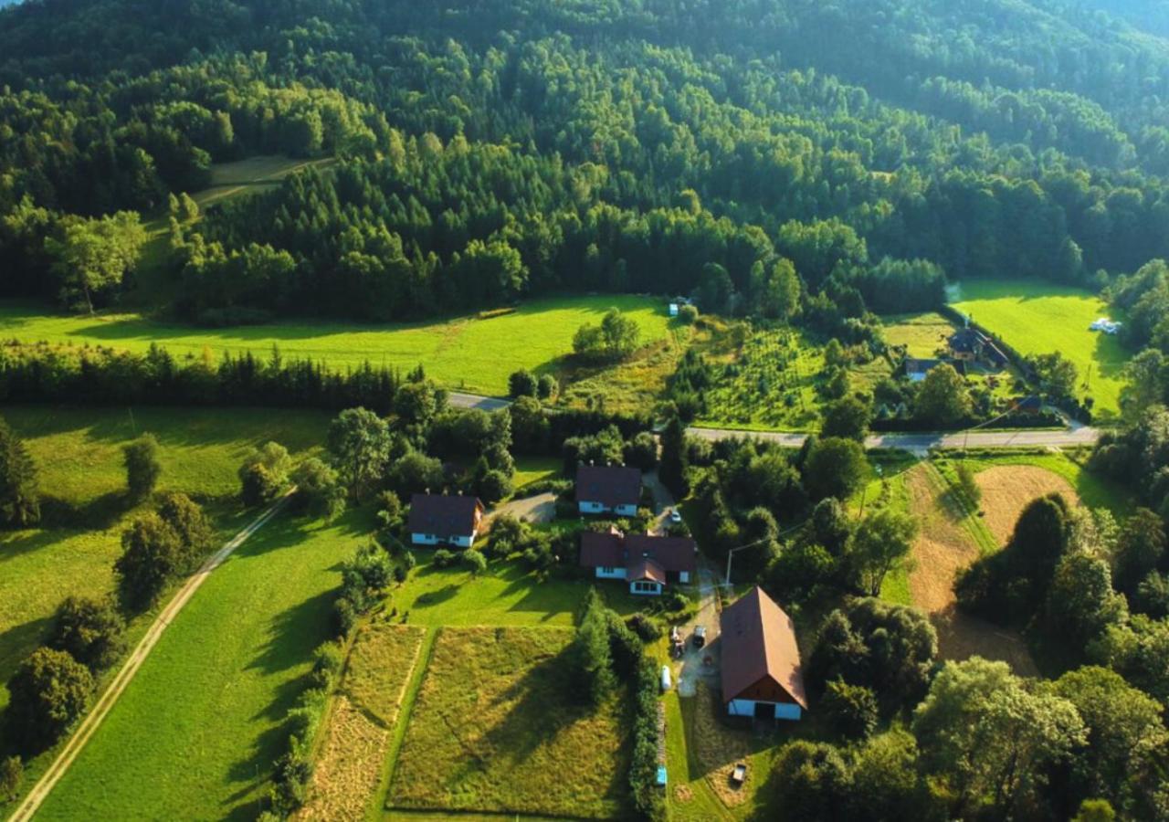 Rezydencja Bukowy Dwór Comuna de Czarna Exterior foto